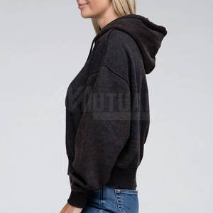 Sweats à capuche délavés à l'acide pour femmes de haute qualité Col à capuche en tricot durable pour l'automne-Disponible au prix de gros - Product Image 4
