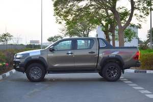 TOYOTA HILUX - Product Image 4