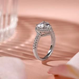 แหวนคู่รักทรงหัวใจแบบ Halo ชุบโรเดียม เงินสเตอร์ลิง ยี่ห้อ Jeulia - Product Image 6