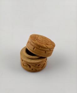 กล่องไม้ใส่ของทำด้วยมือสุดหรูพร้อมดีไซน์ลายฉลุที่ทำจากไม้แกะสลักลายดอกไม้ที่ละเอียดอ่อนเหมาะสำหรับการตกแต่ง - Product Image 5