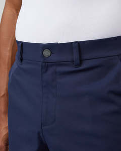 Pantalones cortos deportivos populares de calle para hombre con logotipo personalizado, pantalones cortos de gimnasio hasta la rodilla para hombre, pantalones cortos informales para hombre con logotipo personalizado - Product Image 3