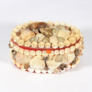 Caja de embalaje de joyería de viaje, Cajas de Regalo con conchas de mar naturales de océano y forro de terciopelo rojo - Product Image 1