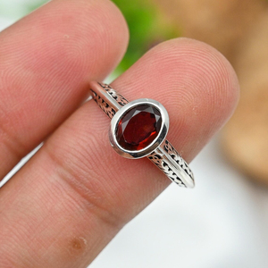 Precio de fabricación anillo granate 925 plata esterlina fina minimalista bohemio joyería personalizada anillos Unisex aniversario de boda - Product Image 4