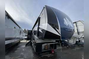 รถพ่วงมือสอง ปี 2021 ยี่ห้อ Red wood รุ่น CROSS ROADS 4001 LK Fifth Wheel - Product Image 3