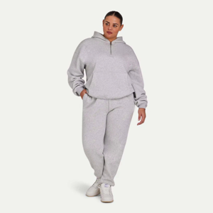 Parche bordado personalizado con diamantes de imitación y cremallera hasta Sudadera con capucha de lana recortada pantalones de pierna recta conjunto de chándal recortado para mujer - Product Image 3
