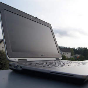 Vente en gros E6420 ordinateur portable d'origine avec double cœur I n t e l Core I5 bas prix lumière bureau prise américaine - Product Image 3