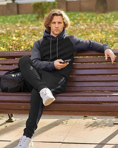 Ensemble sport personnalisé de haute qualité pour hommes Joggers noirs et survêtement d'entraînement Survêtements unis imprimés respirants pour l'hiver - Product Image 4