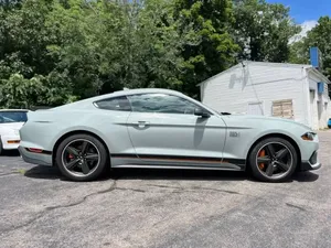 Ford Mustang 2021 en perfecto estado - Product Image 2