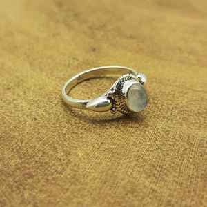 Gorgeous 925 Sterling Silver Hammered Band Ring <b>Light</b>-Weight Bohemian Moonstone Gemstone Dainty Bezel Setting Oval Cut Parties - Product Image 1