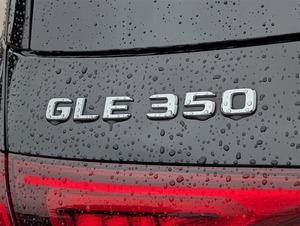 OFFRE DE GROS POUR VÉHICULE UTILITAIRE SPORT (VUS) GLE 350 (D'OCCASION) - Product Image 4