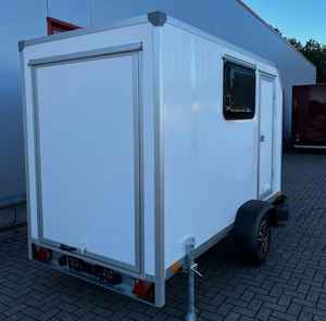 Remorque de transport de moto Esselmann Caravello à essieu simple fermée, best-seller - Product Image 4