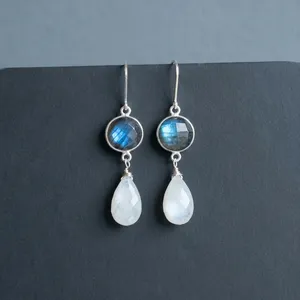 Boucles d'oreilles pendantes en labradorite et pierre de lune, ton neutre, cadeau pour maman, argent sterling 925, fiançailles et mariage de juin - Product Image 6