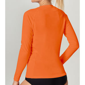 Camisetas de protección contra sarpullidos ajustadas con cuello redondo de tamaño personalizado, protección de la piel para uso en exteriores, protector contra sarpullidos de manga larga para mujer - Product Image 6