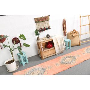 Tapis de couloir vintage turc 1,8x10,5 pi (55x320 cm), tapis persan orange - Product Image 3