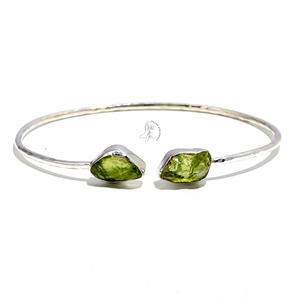 Hermoso hecho a mano sólido 925 Plata forma elegante peridoto hidro cuarzo bisel ajustable brazalete joyería fina para mujeres - Product Image 1