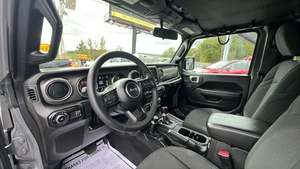 Jeep Wrangler High Tide 2023 Usado en Buen Estado, SUV de 4 Puertas, Crossveor 4x4 - Product Image 4