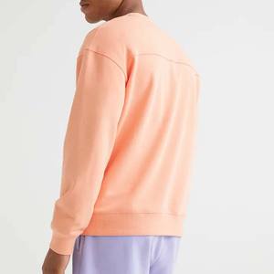 Vente en gros de sweatshirts pour hommes brodés sur mesure Sweatshirts à capuche de haute qualité pour la saison d'hiver directement des fabricants - Product Image 4