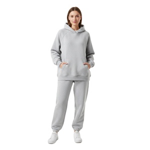Conjunto Deportivo con Capucha para Mujer, Fabricación OEM ODM, Ropa Deportiva Diseñada para Comodidad, Flexibilidad y Actividad Diaria - Product Image 6
