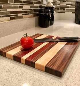 Tabla de cortar de madera de acacia sostenible con acabado liso de acero inoxidable Juego de tabla de queso esencial de cocina de larga duración - Product Image 2