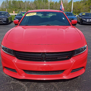 DODGE Charger SXT RWD 2022 d'occasion en excellent état avec volant à droite et sièges en tissu - Product Image 4