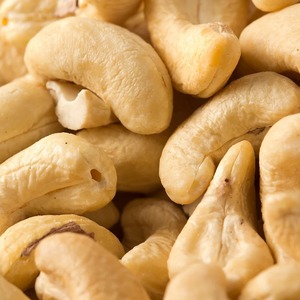 High Quality Cashew <b>Nuts</b> Ready to Eat Snack Grade Fresh Crispy Cashews Bulk Supplier for Retail and Distribution - Product Image 6