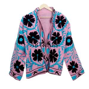 Kimono d'hiver matelassé pour femme, taille unique, tendance, en coton brodé Suzani, motif floral, écologique et respirant - Product Image 6