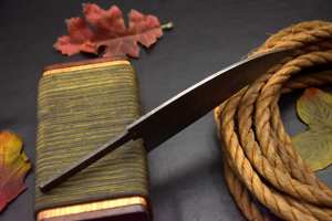 Hoja de cuchillo de caza de acero Damasco Premium perfecta para fabricantes de cuchillos personalizados Logotipo personalizado de alta calidad Auténtico hecho a mano - Product Image 4