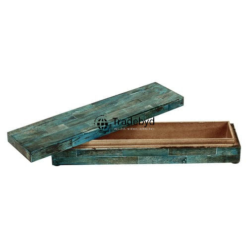 Available in different Colors