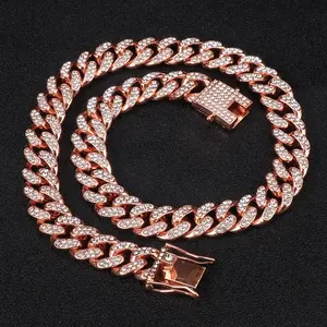 Collar de Cadena Cubana con Colgante de Diamantes Completos Chapado en Oro, Estilo Hip Hop, Nuevo y Exclusivo, Simple, Europeo y Americano - Product Image 3