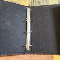 Carpeta de Anillas de Cuero NEW ERA NEE-FILEFOLDER con Diseño de Pentagrama para Grimoire - Organizador de Archivos Vintage