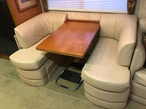 Camping-car T 40 Gulf Stream Tour Master Class A de 2008, 40 pieds, à vendre - Product Image 6