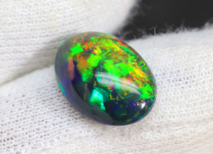 Cabujón de ópalo negro etíope natural, gemas de ópalo de fuego de galaxia Welo, piedra preciosa de ópalo negro etíope bien pulida a precio al por mayor - Product Image 2