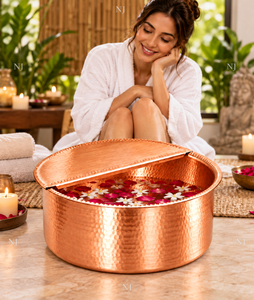 Bassin de pédicure rond martelé en cuivre NJ avec poignées annulaires pour spa des pieds en salon - Product Image 5