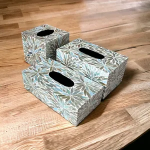 Boîte à mouchoirs en MDF blanc de haute qualité, design floral moderne carré, finition marbre de luxe, personnalisable pour les hôtels, les tables - Product Image 1