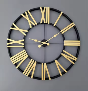 Relojes de pared de metal grandes de movimiento silencioso superior con números romanos ideales para uso en el hogar, cocina, oficina o pasillo por Azora Industries - Product Image 3