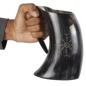 Chope à bière viking de grande capacité, écologique, faite à la main, avec des motifs d'animaux et religieux, idée cadeau d'Halloween pour les hommes - Product Image 3