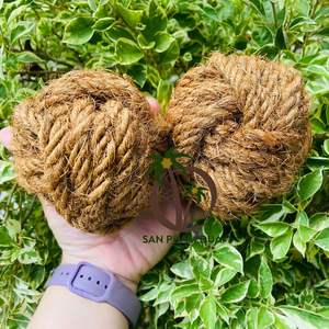 Jouet à mâcher en fibre de coco naturelle-Jouet dentaire écologique pour chiens et petits animaux de compagnie-Coco Eco Brand - Product Image 6