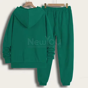 Chándal para Hombre de Alta Calidad Hecho en Pakistán, Chándal Informal con Logotipo Personalizado de Alta Calidad para Venta en Línea - Product Image 2