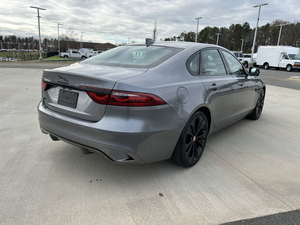 Producto caliente para Jaguar XF SE Turbo Premium RWD Car Clean Listo para enviar Sorprendentemente - Product Image 6