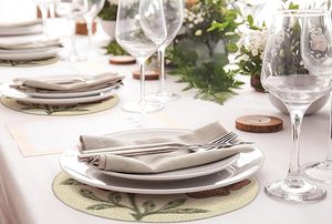 Handmade Flower-Shaped Glass <b>Beaded</b> <b>Placemat</b> New Year Christmas Dining Table Decorative Mat for Wedding Parties - Product Image 5