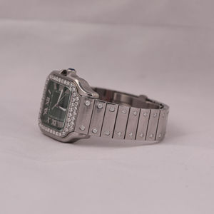 Montres Moissanite de luxe modernes et élégantes avec cadran vert entièrement glacées et élégantes disponibles en Inde - Product Image 5