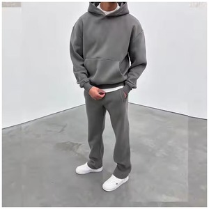 Chándal de entrenamiento liso personalizado al por mayor, chándal profesional, chándal de alta calidad, ropa de calle, chándal para hombre - Product Image 2