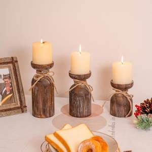 Candelabros de diseño de farol de madera hechos a mano para agregar un ambiente cálido a sus espacios de vida navideños Soporte de velas de Navidad - Product Image 5