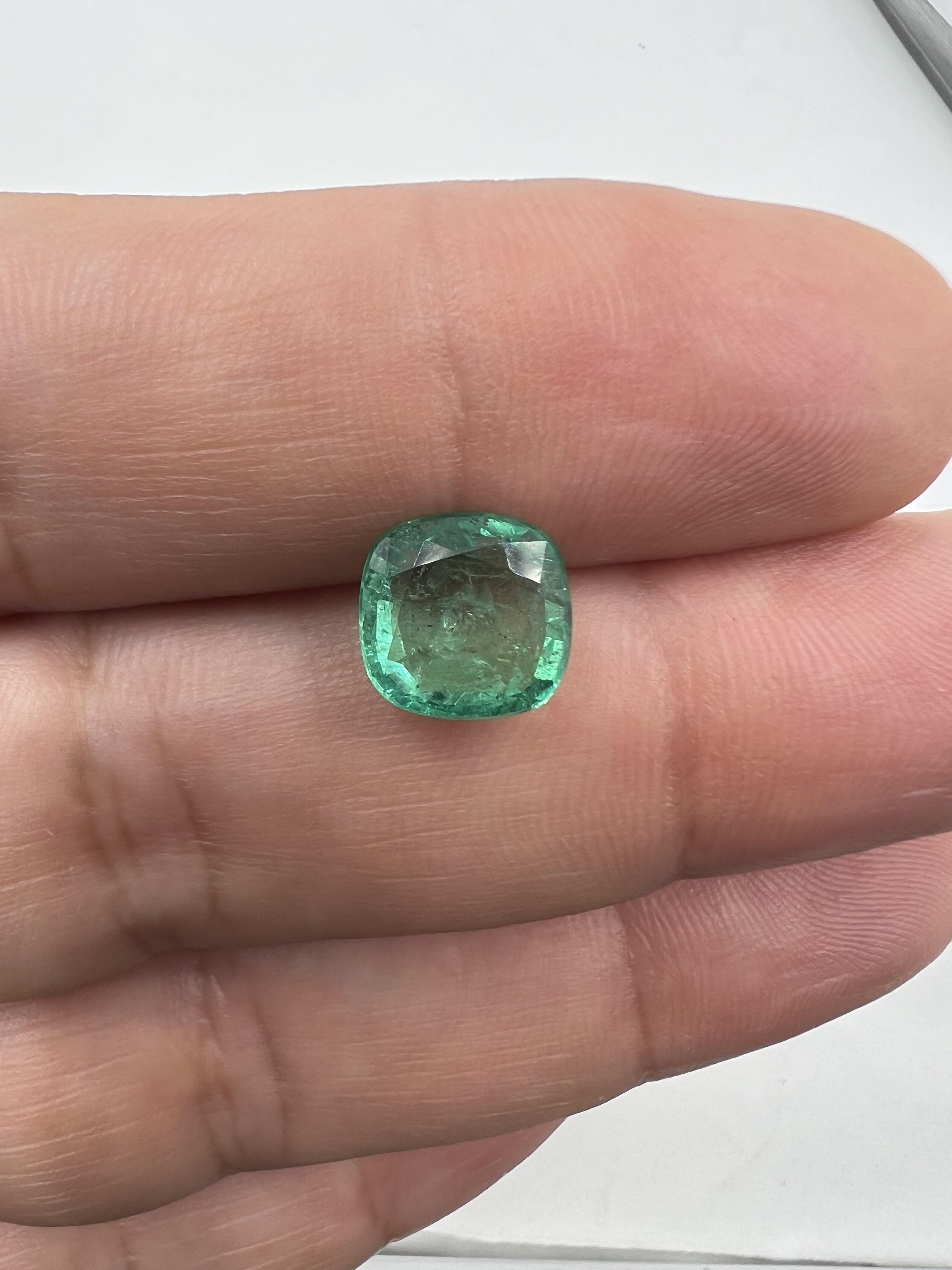 สีเขียว