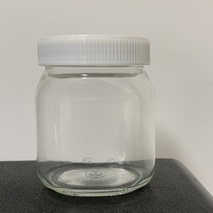 Vide clair <span class=keywords><strong>350g</strong></span> confiture de noisettes chocolat propagation bocal en verre classique logo en relief personnalisé pris en charge avec bouchon à vis en plastique - Product Image 1