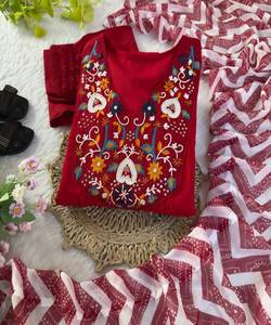 Diseñador Salwar Kameez con bordado Kurta Bottom Dupatta Set Para Boda y ropa festiva - Product Image 2