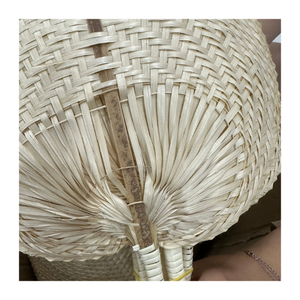 Éventail en forme de feuille de bambou du Vietnam fait à la main décoration de mariage rustique écologique, cadeau d'événement d'été et souvenir culturel - Product Image 5