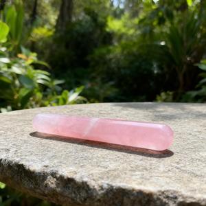 Wholesale Green Aventurine Massage Stone Natural <b>Crystal</b> for Chakra Balancing, Meditation, Relaxation & Energy Therapy - Product Image 4