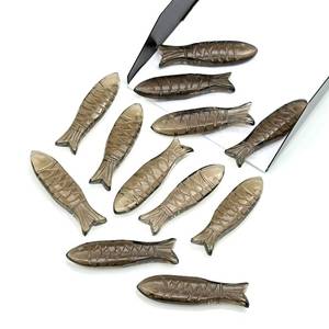 Cuarzo Ahumado Tallado a Mano en Forma de Pez, Gema Briolette, Cristal Suelto de 30x10 MM - Product Image 3