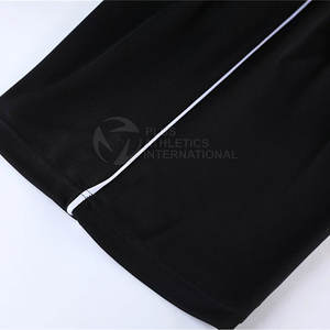 Traje de uniforme de fútbol de equipo de último diseño Top Ropa deportiva Uniforme de fútbol Camiseta de fútbol más vendida - Product Image 4